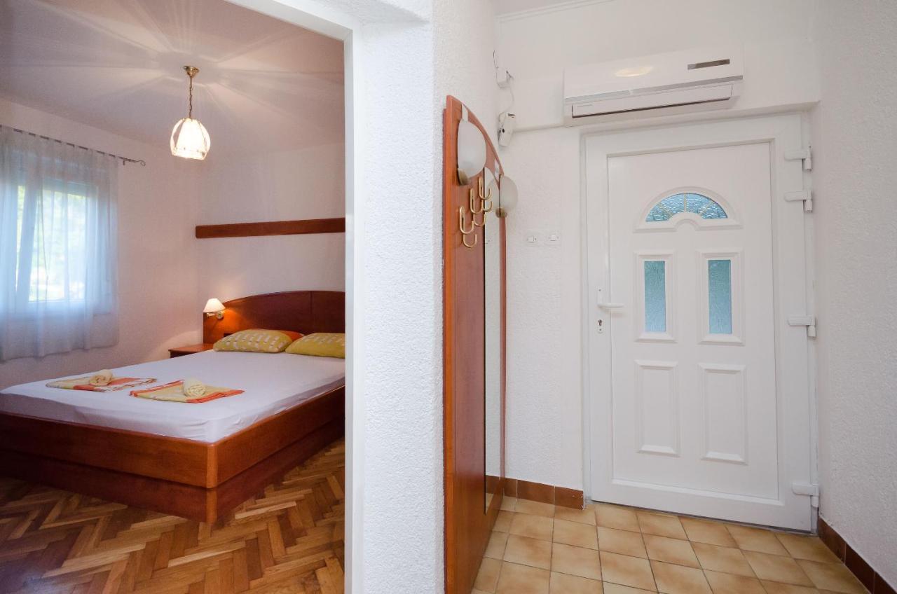 Apartments Zorka Kampor Esterno foto